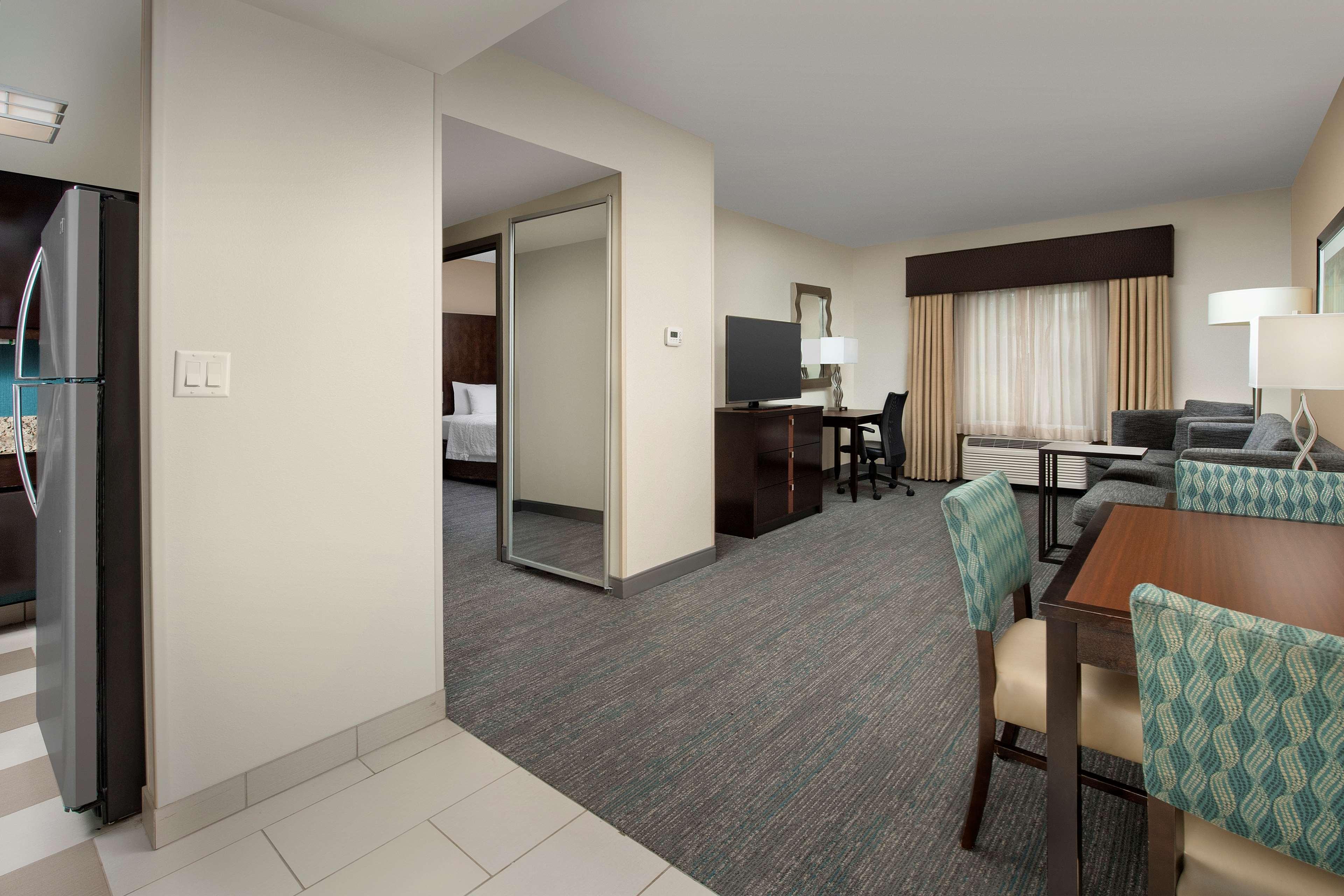 Hampton Inn & Suites Alpharetta-Windward Εξωτερικό φωτογραφία