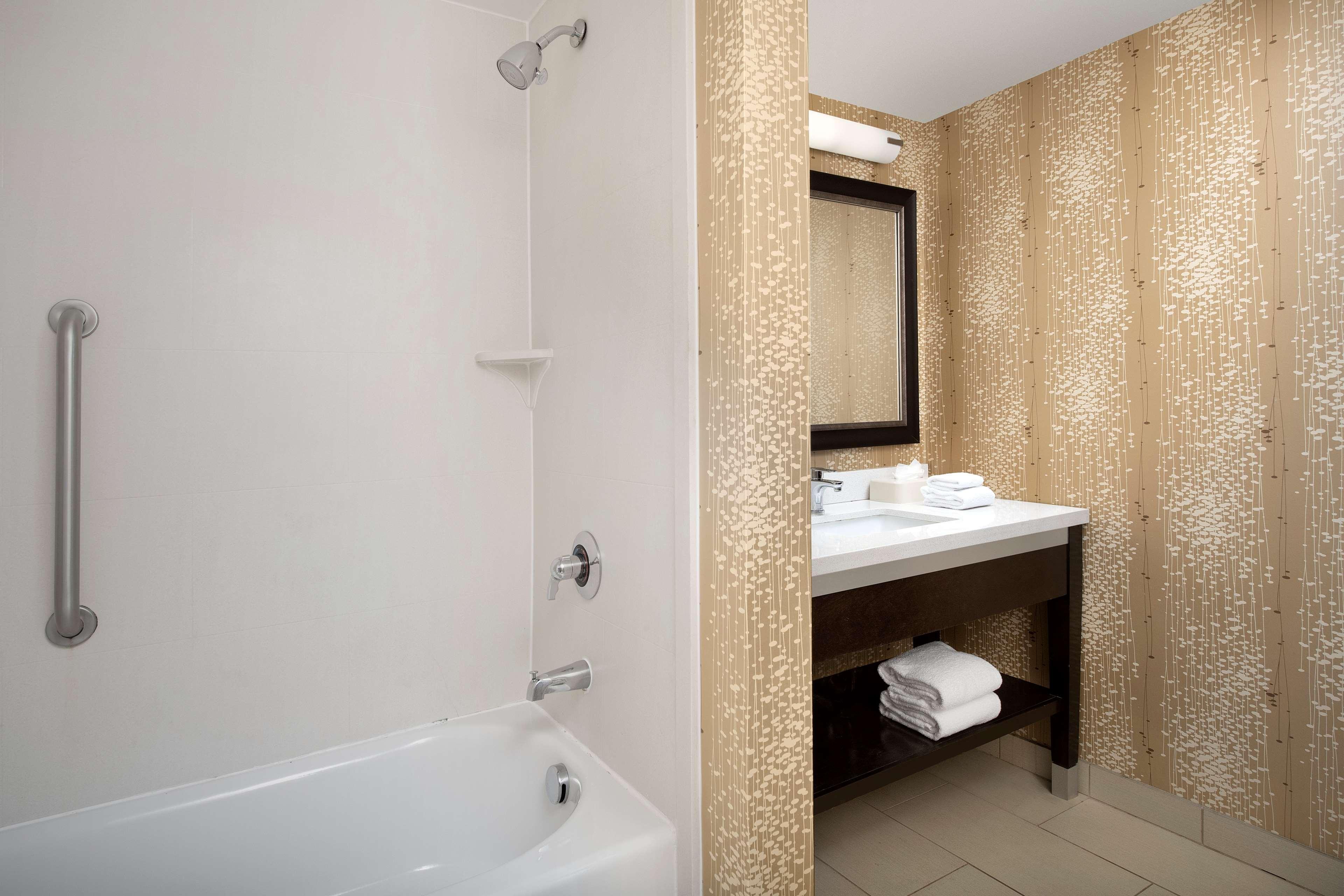 Hampton Inn & Suites Alpharetta-Windward Εξωτερικό φωτογραφία