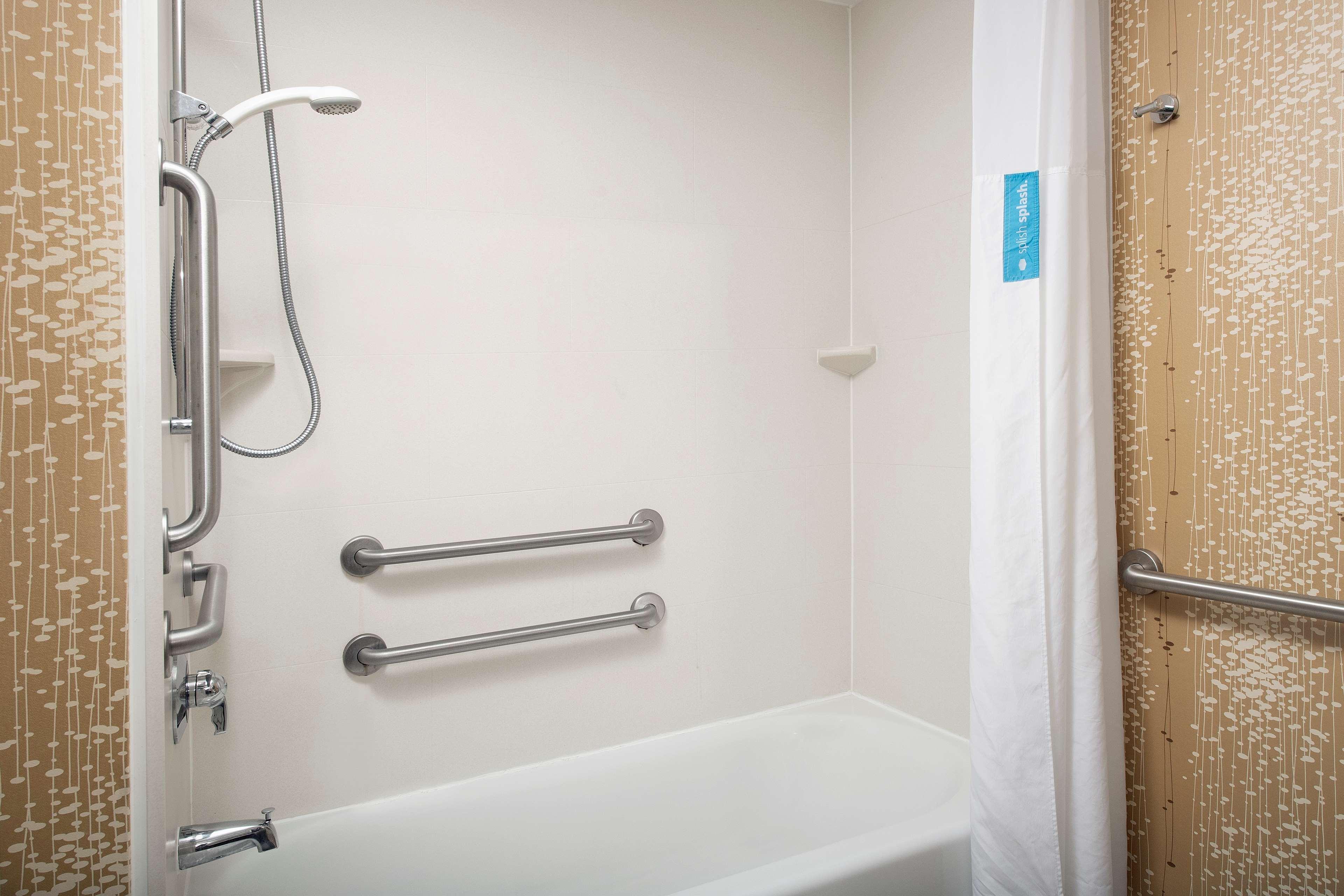 Hampton Inn & Suites Alpharetta-Windward Εξωτερικό φωτογραφία